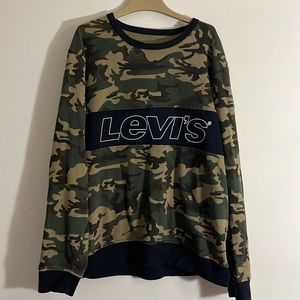 Levi’s Camo Crewneck. Size XL.
